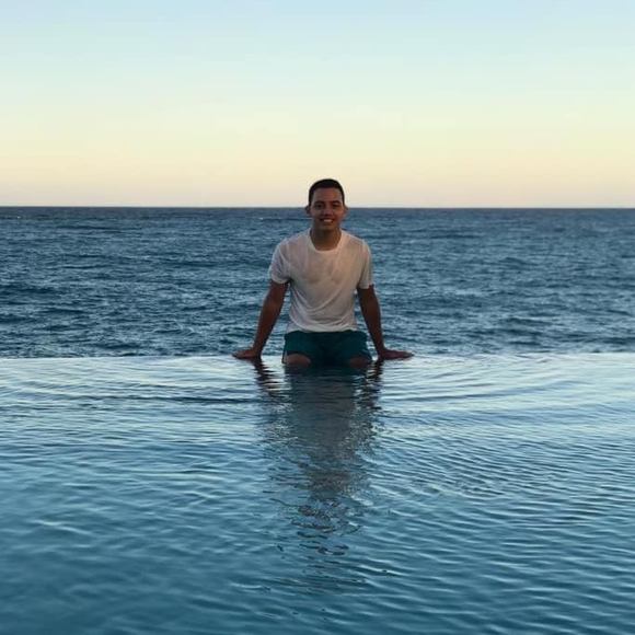 Meet your Posher, Marcos matos - Picture 1 of 1